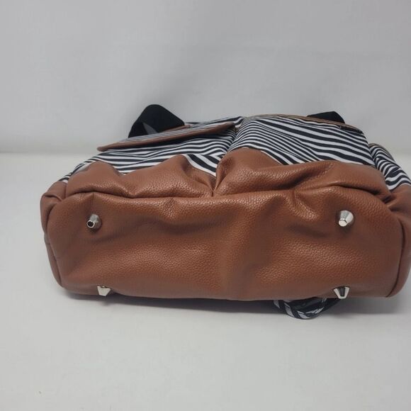 iPack baby bowling diaper bag backpack black white striped faux vegan leather - Picture 6 of 8